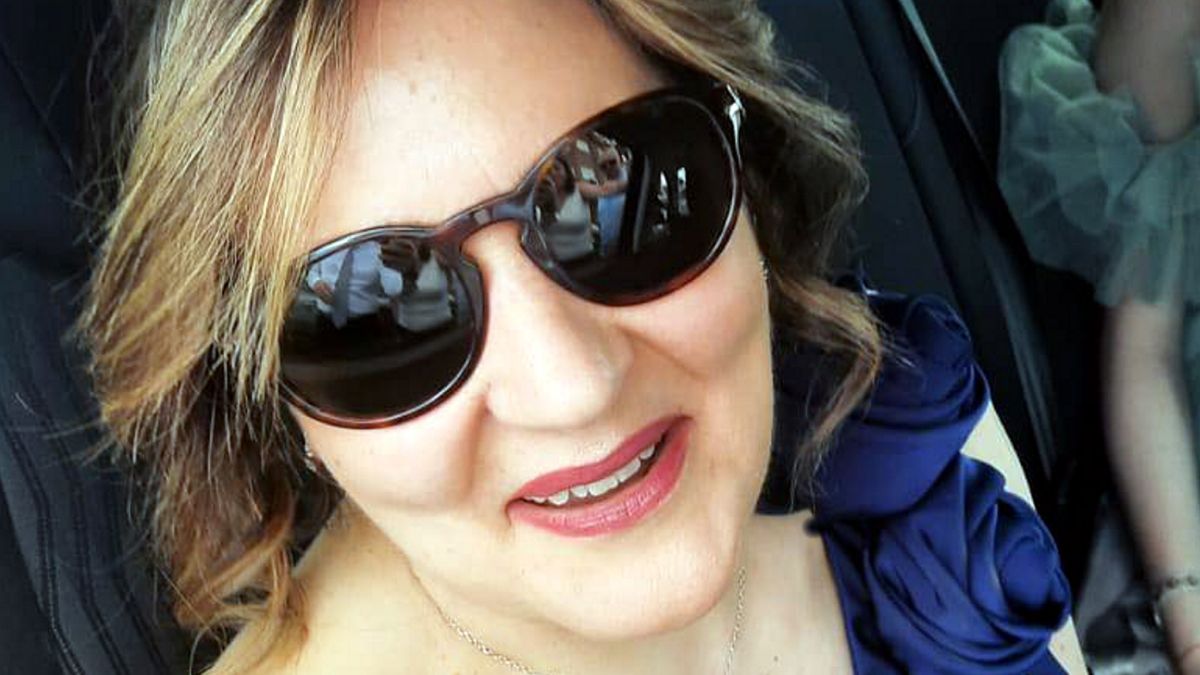 Morte avvelenate con la ricina, prelevati reperti in ogni stanza. "Il killer può essere un uomo, la domanda che tutti si fanno in paese"