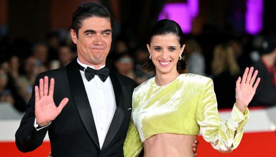 Riccardo Scamarcio e Benedetta Porcaroli coppia anche sul lavoro: saranno le voci di Dracula e Mina Murray per Audible