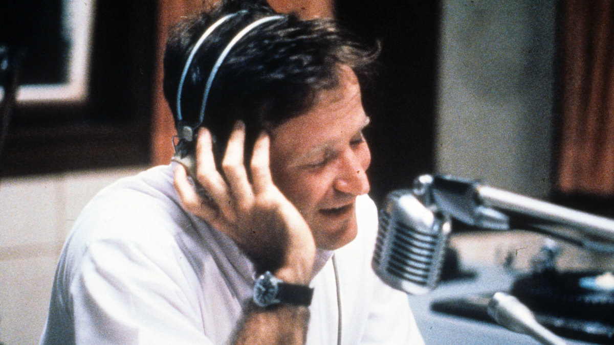 Robin Williams avrebbe compiuto 75 anni, 6 cose che non sai su di lui: dall'amicizia con Spielberg al cameo in Friends