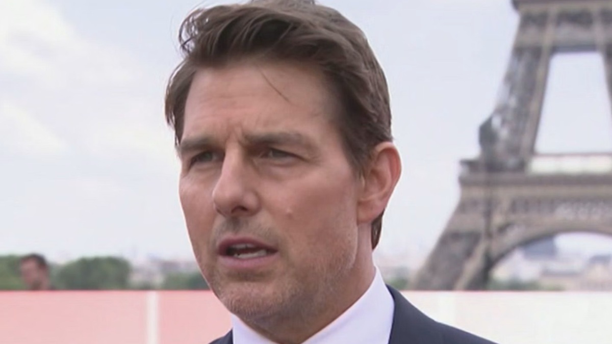 https://wips.plug.it/cips/libero.it/magazine/cms/2026/07/tom-cruise-figlia-suri-noelle-cambia-cognome-omaggio-katie-holmes.jpg