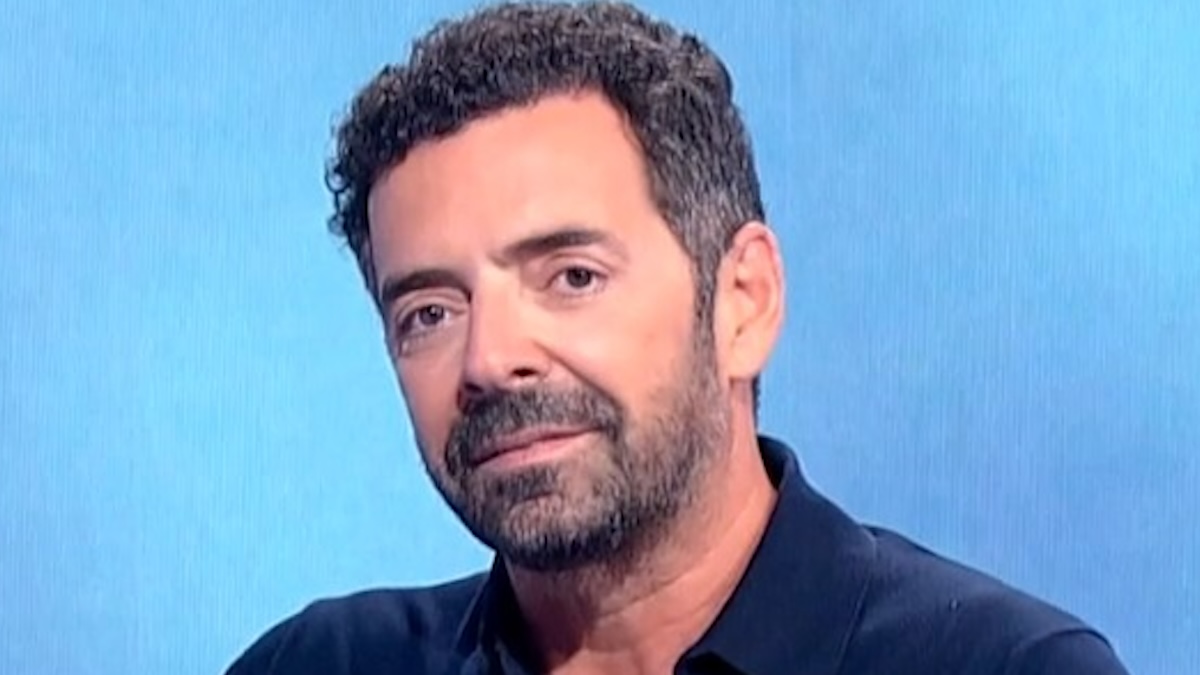 https://wips.plug.it/cips/libero.it/magazine/cms/2026/08/alberto-matano-cameo-fuori-la-verita-film-netflix-streaming.jpeg