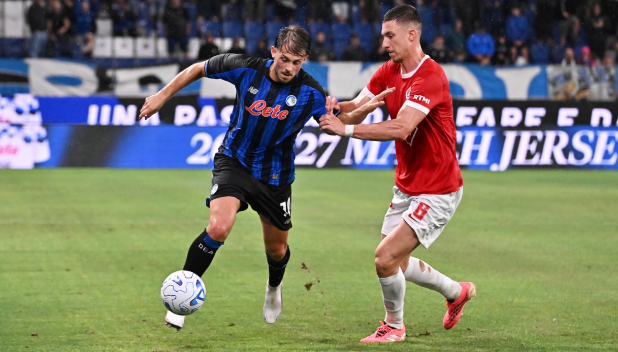 https://wips.plug.it/cips/libero.it/magazine/cms/2026/08/atalanta-hapoel-cover-1217.jpg