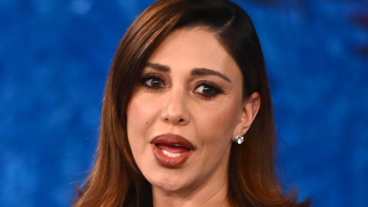 https://wips.plug.it/cips/libero.it/magazine/cms/2026/08/belen.jpg