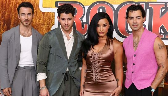 Demi Lovato e i Jonas Brothers, reunion alla première del film Camp Rock 3