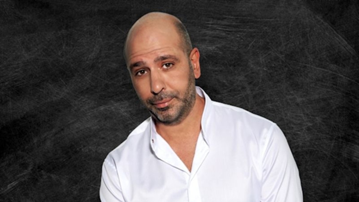 https://wips.plug.it/cips/libero.it/magazine/cms/2026/08/checco-zalone.jpg
