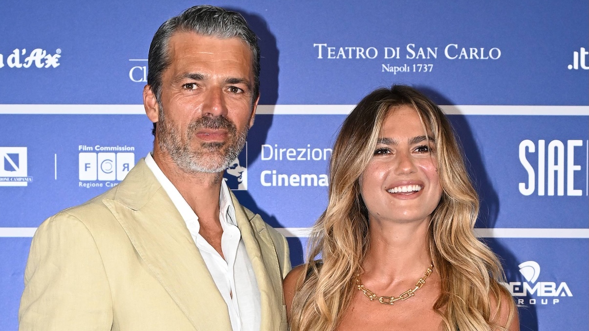 https://wips.plug.it/cips/libero.it/magazine/cms/2026/08/cristina-marino-e-luca-argentero.jpg
