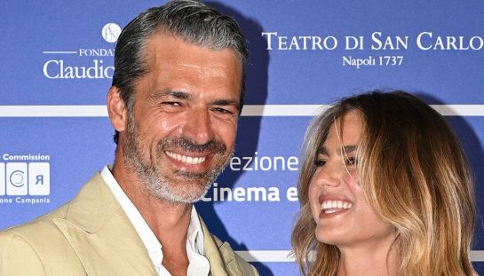 Cristina Marino incinta, la reazione di Luca Argentero l'annuncio del terzo figlio in arrivo