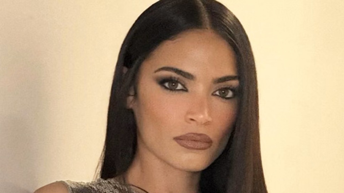 “Avrebbe mandato dei messaggi a Megan Ria per avvertirla”, l’indiscrezione su Elodie e la gelosia per Franceska dopo il bacio con l’ex di Amici