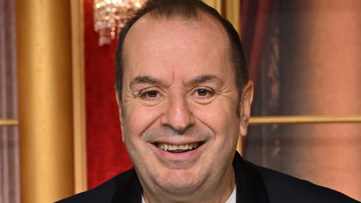 https://wips.plug.it/cips/libero.it/magazine/cms/2026/08/fabio-canino-lascia-ballando-con-le-stelle.jpg