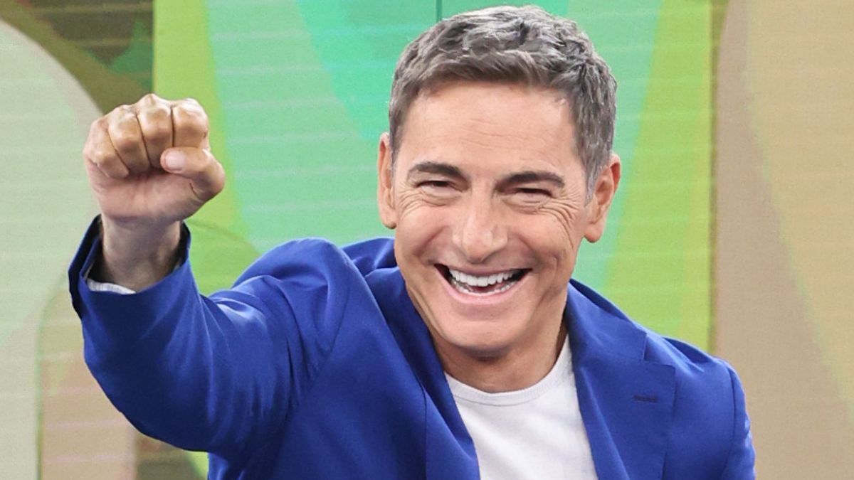 L'Eredità Summer, Samuele beffa tutti all'ultimo secondo e conquista una Ghigliottina soffertissima: il finale è da brividi