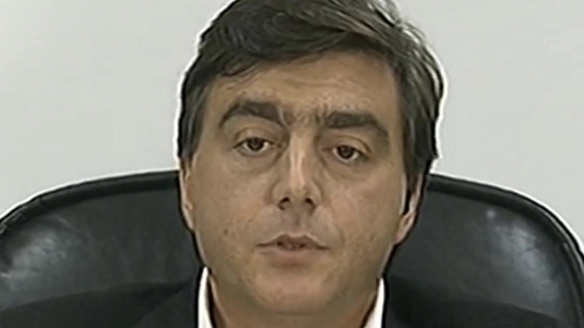 https://wips.plug.it/cips/libero.it/magazine/cms/2026/08/lavitola_arresto.png