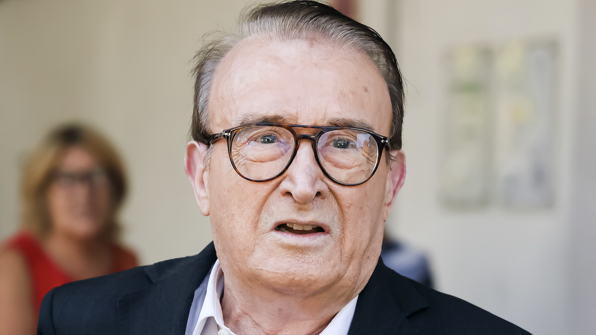 https://wips.plug.it/cips/libero.it/magazine/cms/2026/08/mario_giuliacci_scuse.png