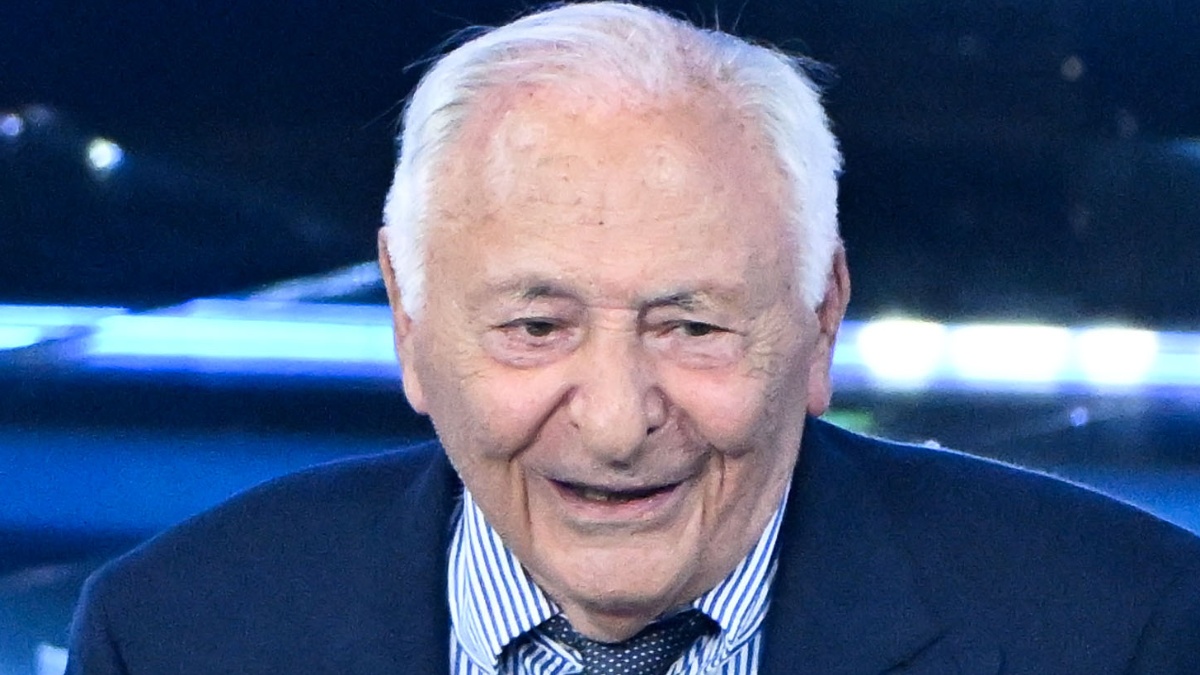 https://wips.plug.it/cips/libero.it/magazine/cms/2026/08/mogol_compleanno_90_anni-1.jpeg