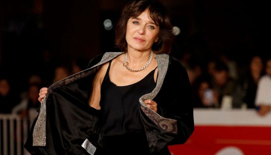Valeria Golino pronta a far commuovere Venezia nel nuovo film Gianni Amelio in anteprima al Festival del Cinema