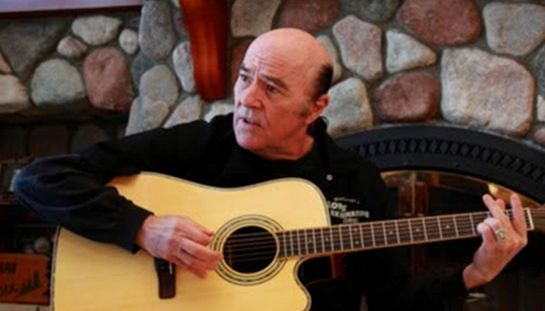 È morto Reggie Bannister, l'icona horror della saga 'Fantasmi' aveva 80 anni: le cause della morte
