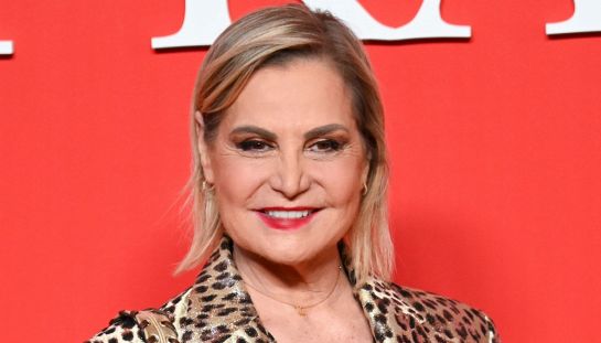 Roast in Peace 2: Simona Ventura si fa "cucinare" nello show comedy di Prime Video che nasconde più di una sorpresa nel cast