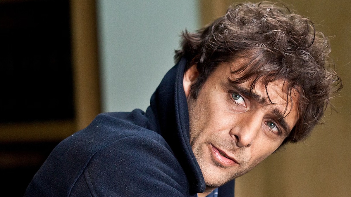 https://wips.plug.it/cips/libero.it/magazine/cms/2026/09/adriano-giannini-cinema-finito-fellini-incontro-videochiamata-marco-bechis-film.jpg