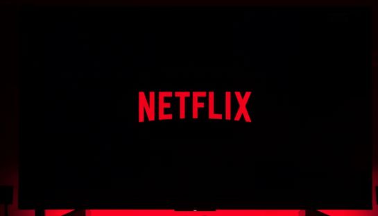 Netflix cambia idea sul cinema, arriva la svolta: cosa cambia per i film