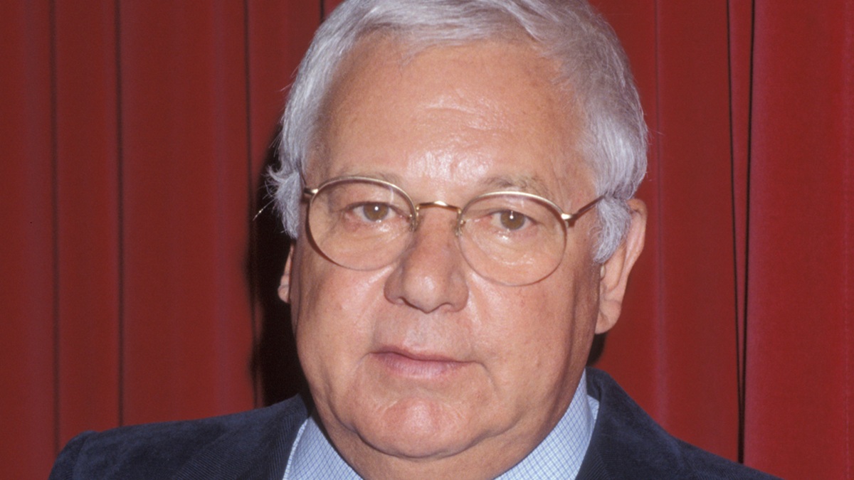 https://wips.plug.it/cips/libero.it/magazine/cms/2026/09/paolo-villaggio.jpg