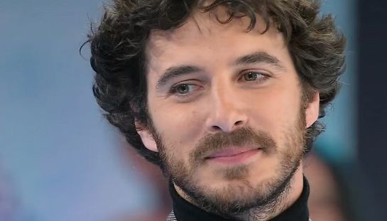 Altro che Doc: Pierpaolo Spollon abbandona il camice e da la caccia a un killer che minaccia la sua vita in questa serie mozzafiato