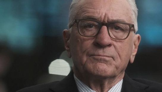 Robert De Niro scoppia a piangere durante un'intervista, conduttrice sconvolta: "Non ci posso credere"