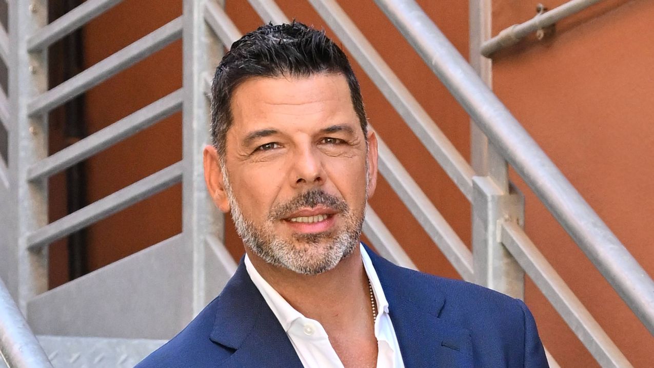 https://wips.plug.it/cips/libero.it/magazine/cms/2026/09/salvo-sottile-contro-ranucci-e-milo-infante.jpg
