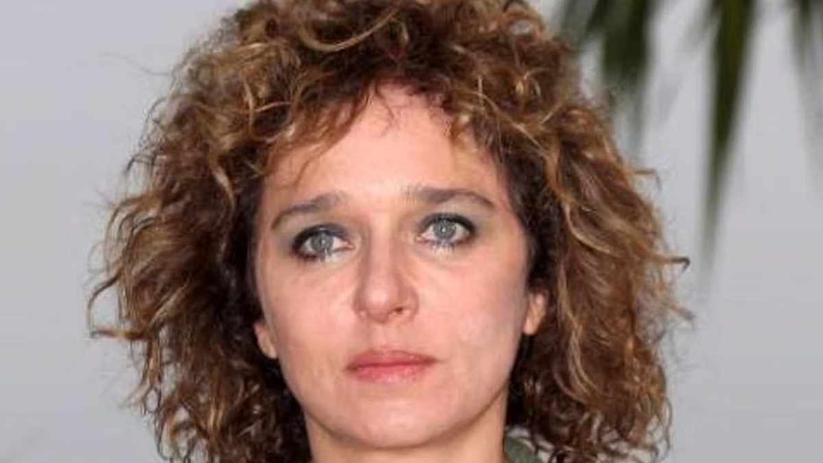 https://wips.plug.it/cips/libero.it/magazine/cms/2026/09/venezia-2026-cinema-amelio-golino-borghi-conferenza-stampa-film-nessun-dolore.jpg