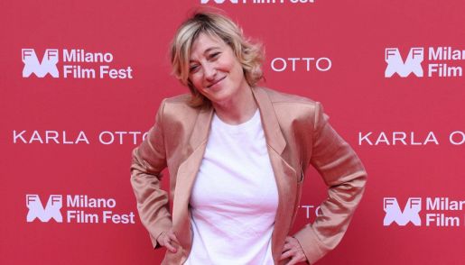 Venezia 83, Paolo Strippoli racconta una tragedia familiare in L'Estranea: la rivelazione di Valeria Bruni Tedeschi