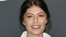 Alessandra Mastronardi alla Festa del Cinema di Roma: "Anche le donne hanno le loro crisi di governo". Il nuovo film con Pif e Angela Finocchiaro