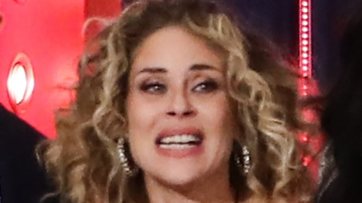 Eleonora Cecere Critiques 883 TV Series Over "Non è la Rai" Portrayal
