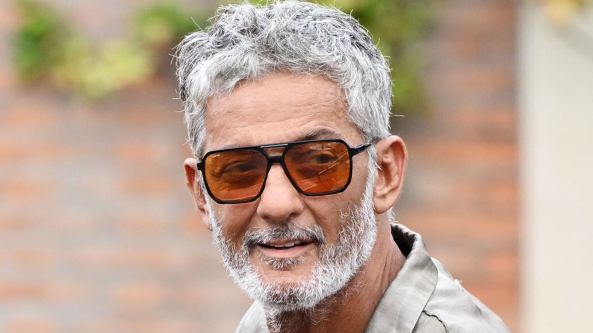 https://wips.plug.it/cips/libero.it/magazine/cms/2026/10/fiorello-biggio-rai-1-spot-affari-tuoi-de-martino-cambio-programmazione.jpeg