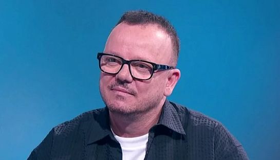 Gigi D'Alessio, arriva il film sulla sua vita e racconterà drammi e sacrifici