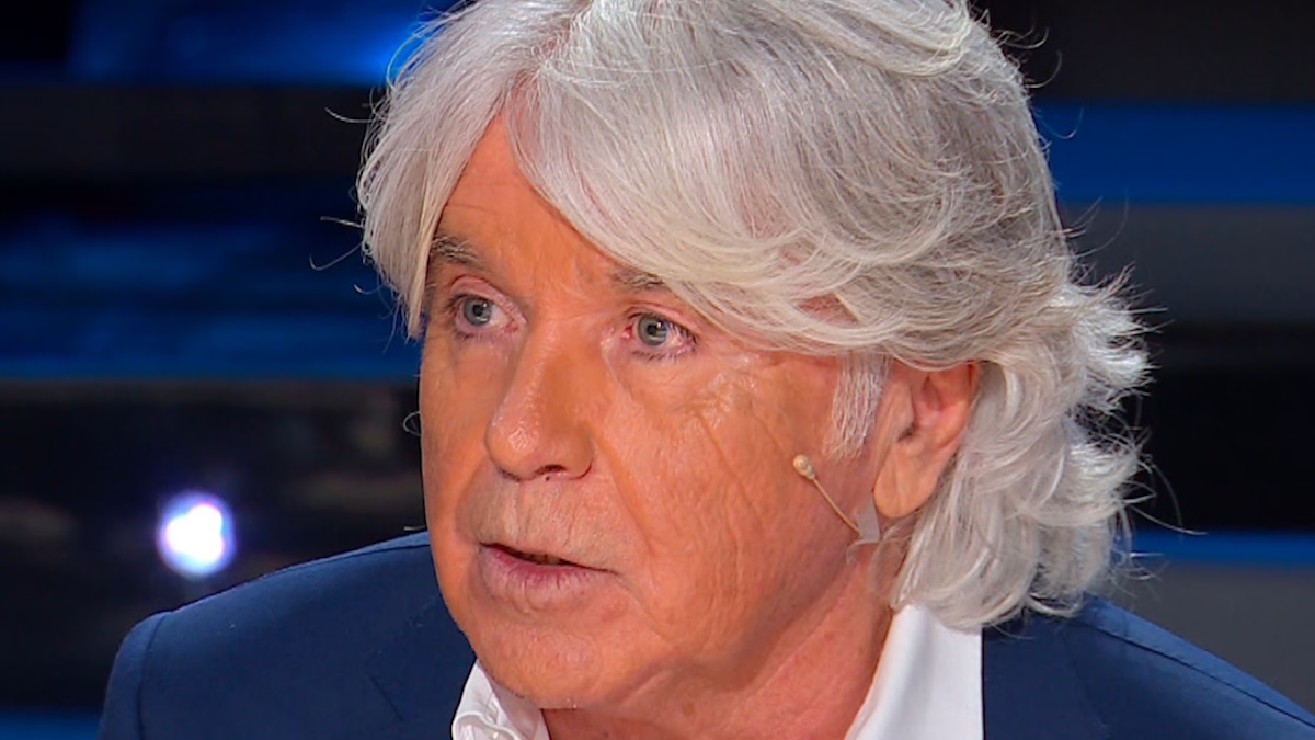 https://wips.plug.it/cips/libero.it/magazine/cms/2026/10/ivan-zazzaroni-dolore-madre-ballando-con-le-stelle-messaggio.jpg