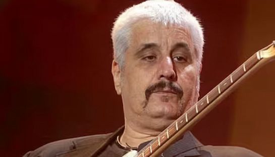 Je So' Pazzo, il film su Pino Daniele conquista la vetta al box office Italia del 18 ottobre 2026
