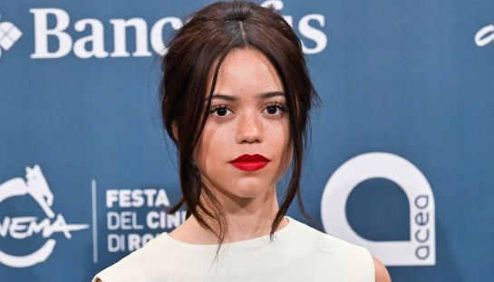 Jenna Ortega alla Festa del Cinema di Roma con Klara e il Sole: "Con la mia Mercoledì Addams l'IA farebbe una brutta fine"