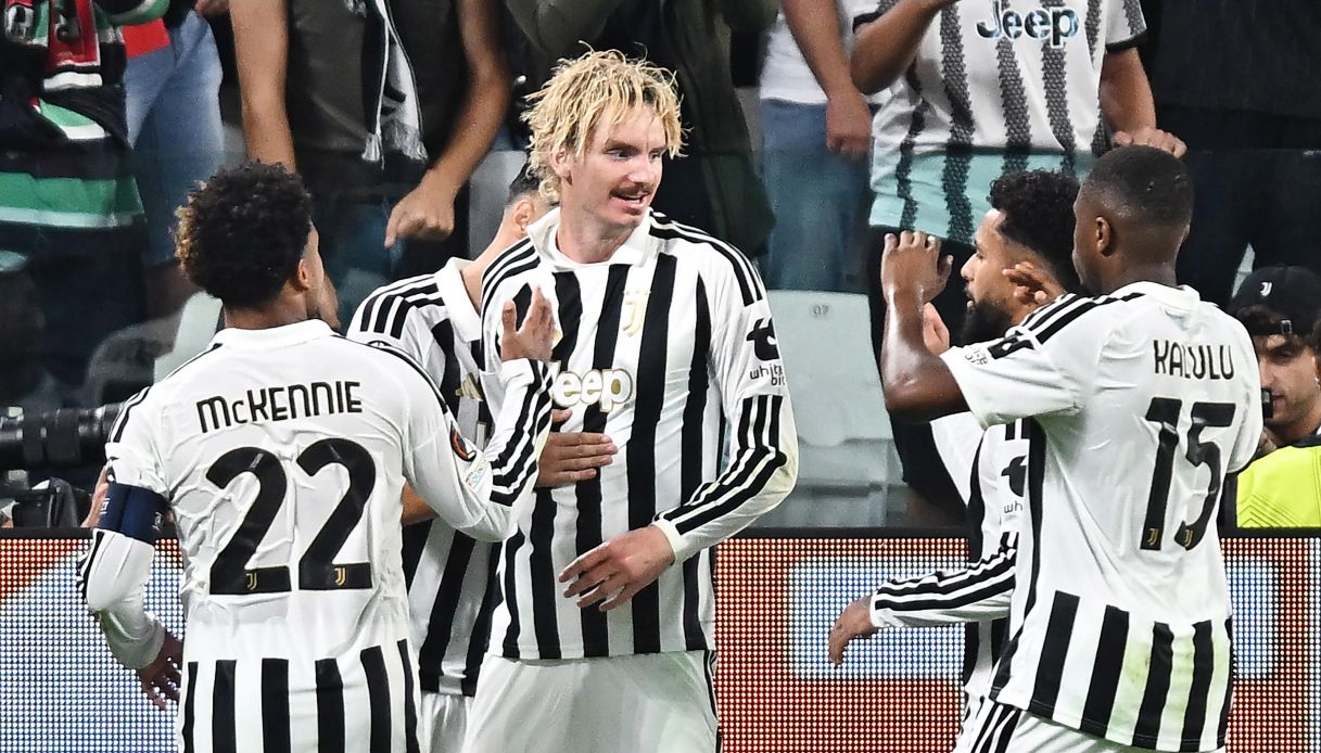 https://wips.plug.it/cips/libero.it/magazine/cms/2026/10/juventus-cover-1217.jpg