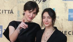 Kasia Smutniak: "Non volevo dare questa responsabilità a mia figlia, era piccola. Poi è cresciuta e ha fatto la sua scelta: il primo viaggio in solitaria in Mustang"