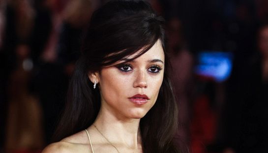 Jenna Ortega diventa un robot alla Festa di Roma: "Rischia di sostituire i rapporti umani". A cosa si riferisce e perché ha paura