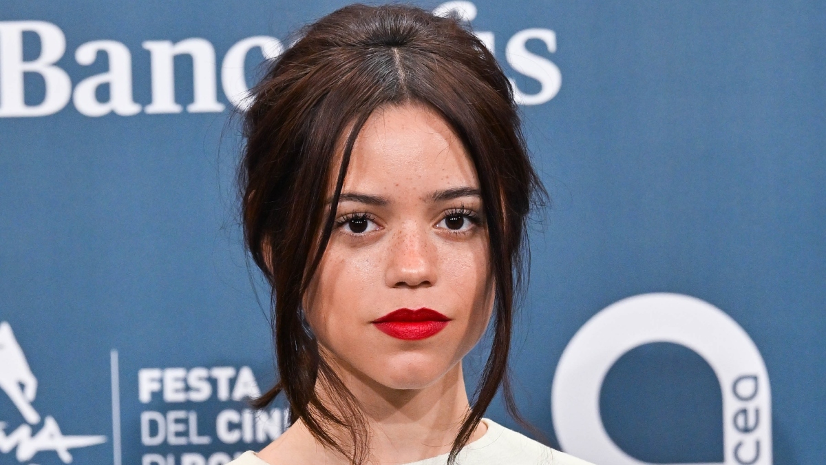 https://wips.plug.it/cips/libero.it/magazine/cms/2026/10/klara-e-il-sole-roma-2026-jenna-ortega-robot-film-intervista-tecnologia-solitudine-rischio.jpg