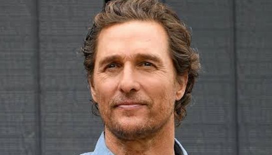 Matthew McConaughey ha letto vent'anni di critiche negative in un deserto