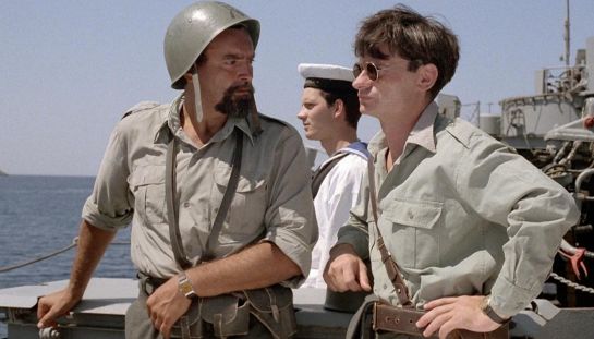 Una scena di Mediterraneo, capolavoro di Gabriele Salvatores premiato con l'Oscar