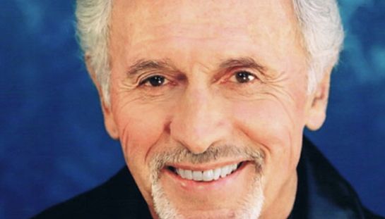 Michael Forest è morto: addio al celebre Apollo di Star Trek e attore di Ai confini della realtà