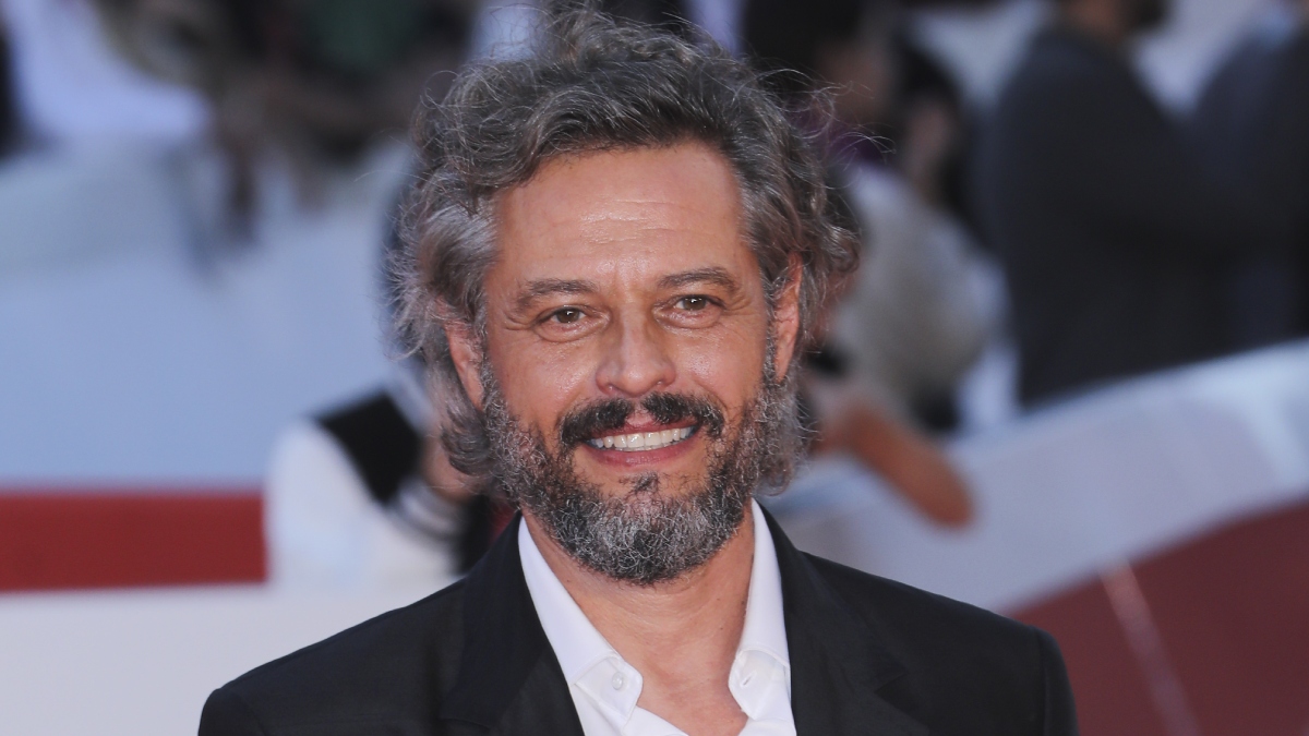https://wips.plug.it/cips/libero.it/magazine/cms/2026/10/photogame-film-stefano-pesce-intervista-esclusiva.jpg