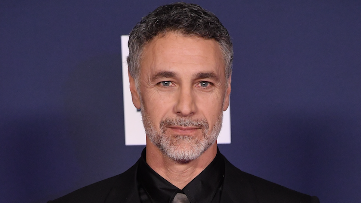 Raoul Bova si confessa su Beatrice Arnera: “Ora custodisco i legami veri”. E svela l’insegnamento (fondamentale) di mamma Rosa   