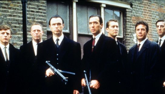 È morto Peter Medak, regista di film di successo come The Krays - I Corvi: il triste annuncio della famiglia