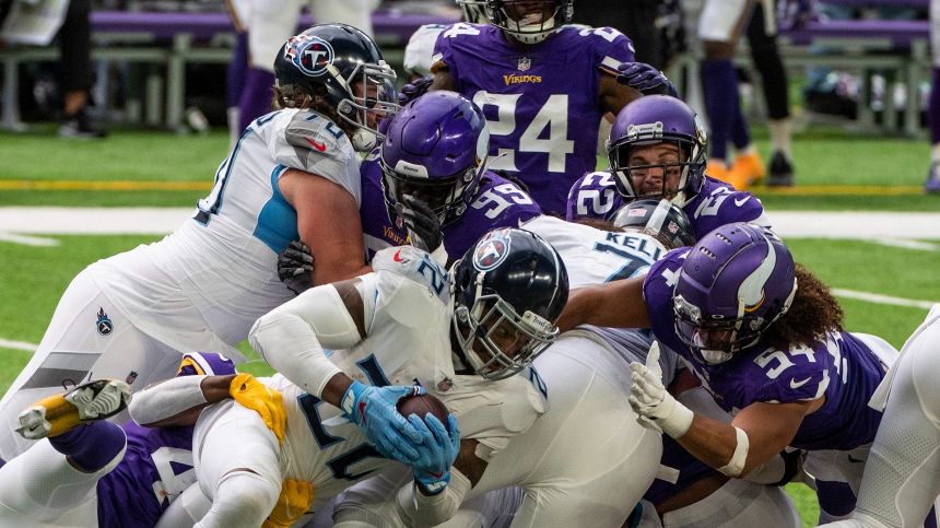 Nfl, duello tra imbattute a Nashville