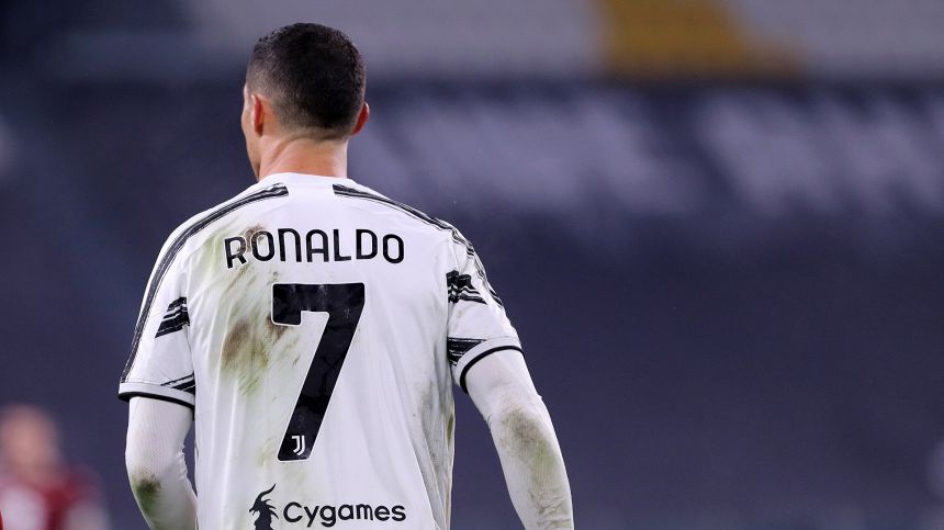 Cristiano Ronaldo prenota un gol su azione