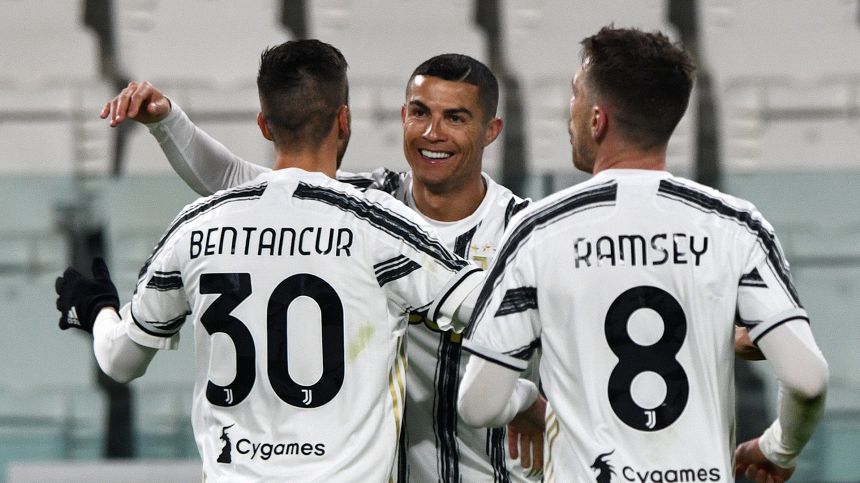 Ronaldo avvisa il Crotone: "Manchi solo tu"