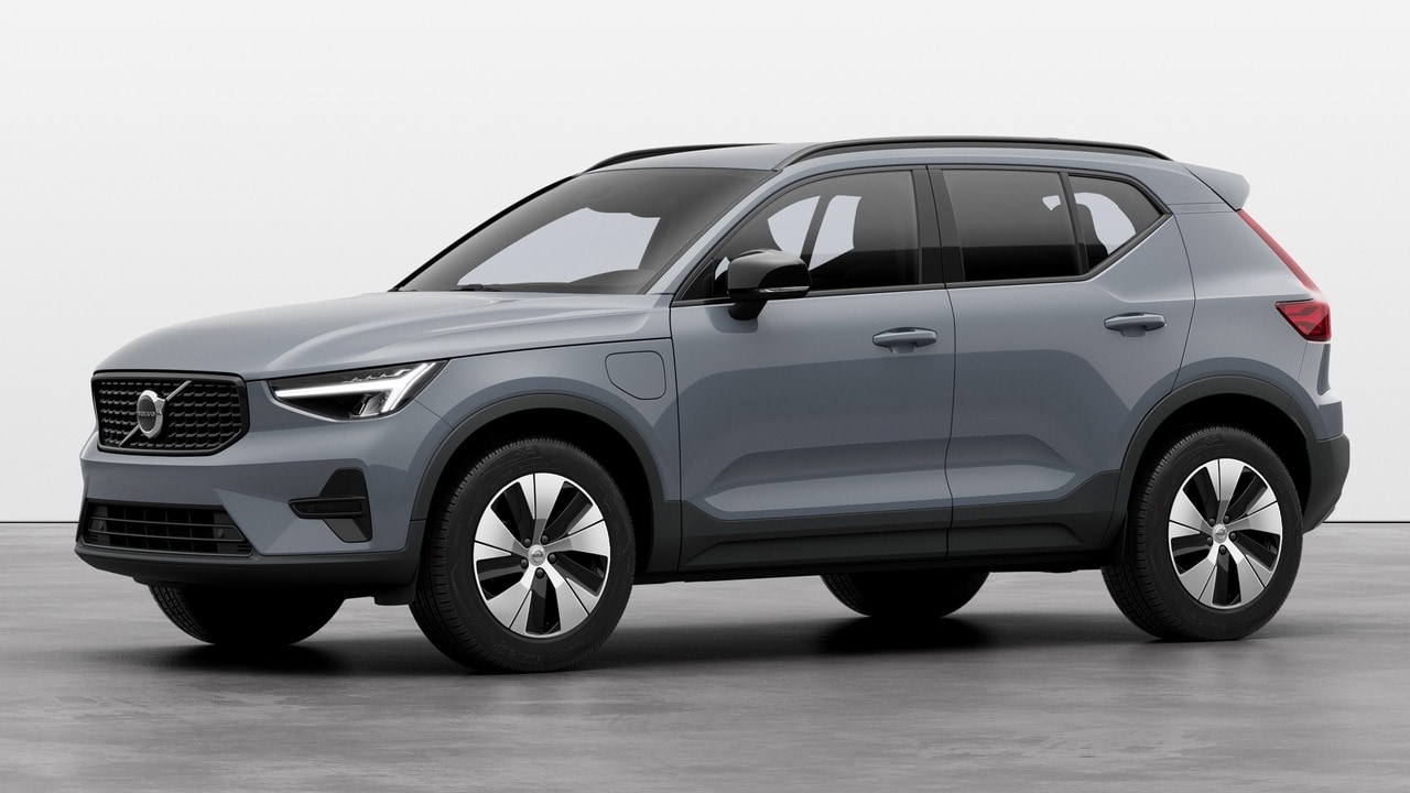 Scopri VOLVO XC40 T4 Recharge Plugin Hybrid automatico Plus Dark