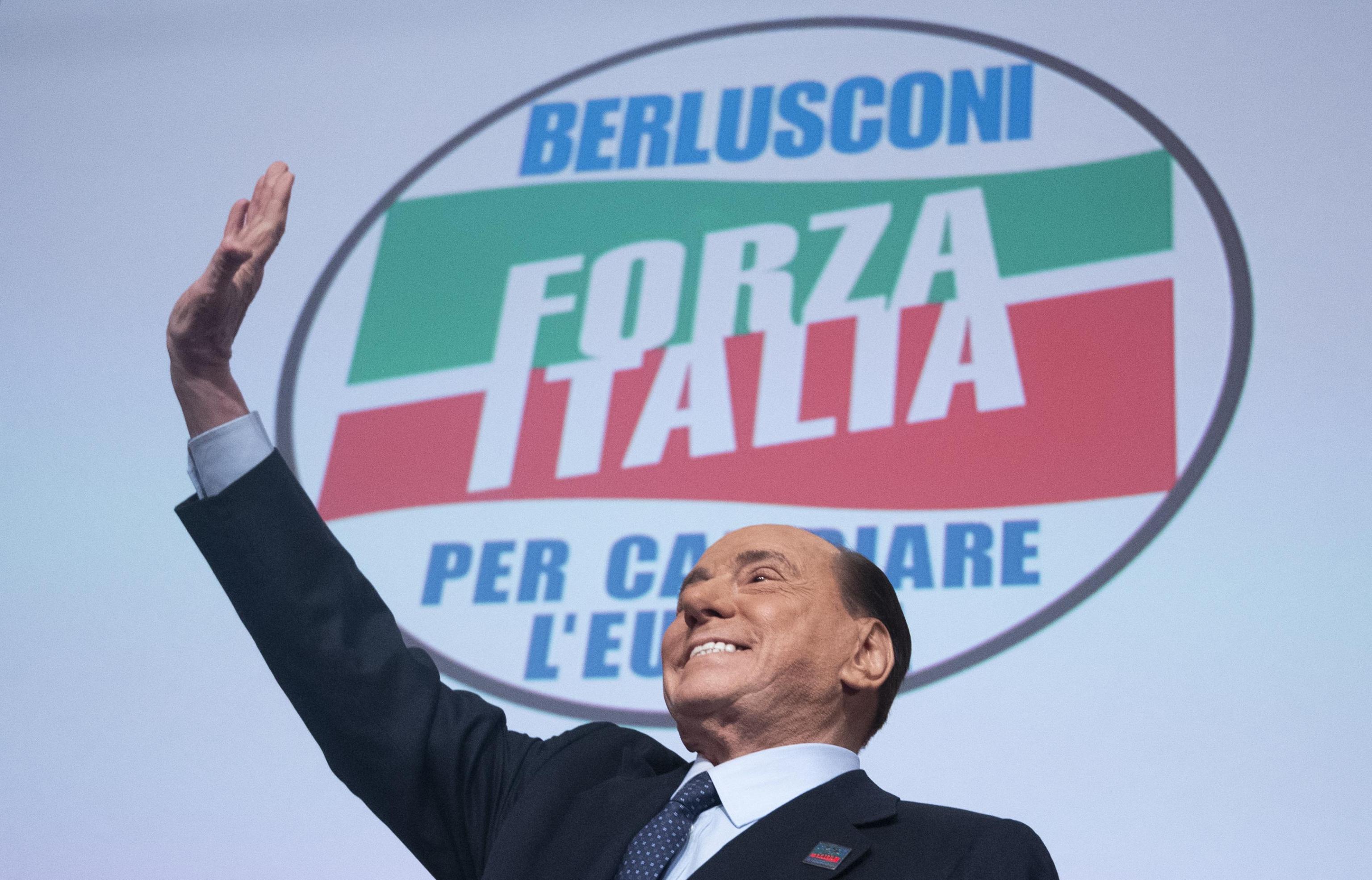 Ppe: Cav, no ad alleanze con Pse
